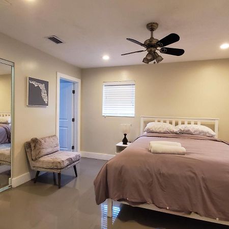 Lakefront Vacation Home - Sleeps 8 Davie Bagian luar foto